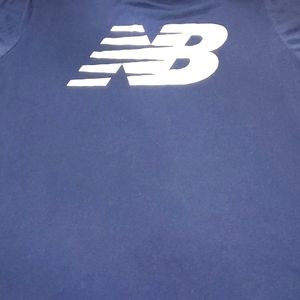 New Balance Sports Short Sleeve T Shirt Navy Blue White Logo Size XL B23